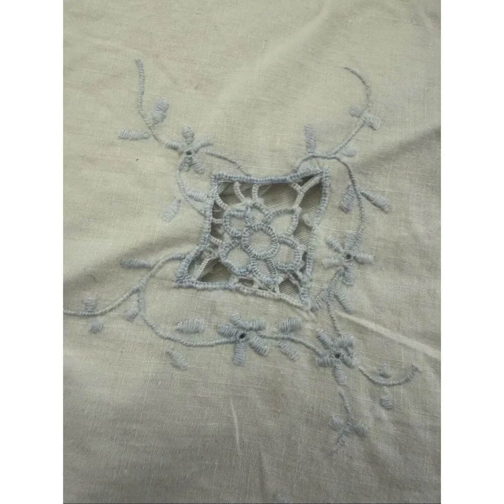 8 Vintage Embroidered Punchwork White Muslin 15” Square Napkins Blue Edging